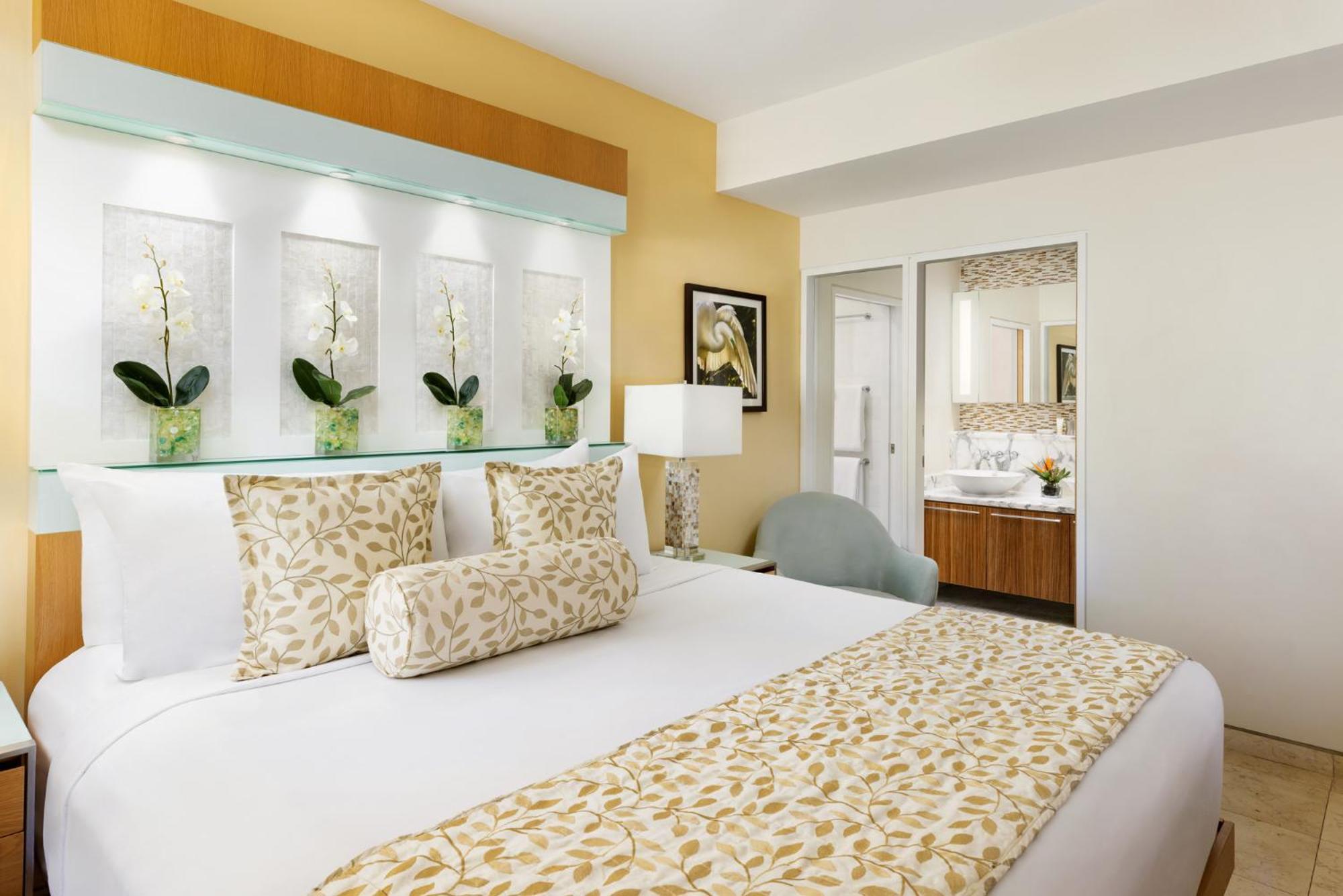 Two-Bedroom Suite Pool View